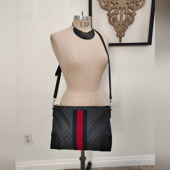 Gucci GG supreme Black canvas stripe messenger - Picture 1 of 16